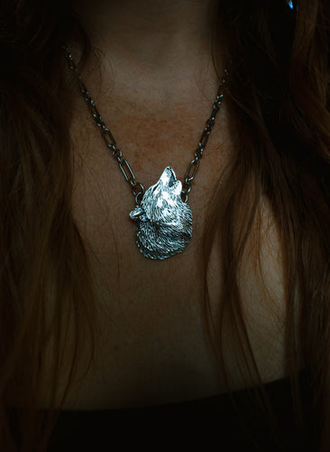 Simple Howling Wolf MADE TO ORDER (Ring or necklace)