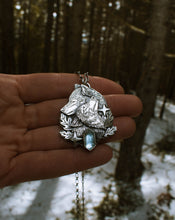 Load image into Gallery viewer, Anam Cara Soul Wolves Necklace
