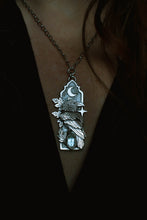 Load image into Gallery viewer, Mystic Raven Necklace