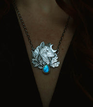 Load image into Gallery viewer, Fiáin (Wolf in irish) Necklace