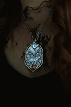Load image into Gallery viewer, Wolf and Raven Necklace