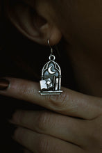 Load image into Gallery viewer, Book of stars window earrings