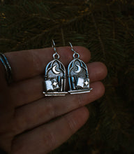 Load image into Gallery viewer, Book of stars window earrings