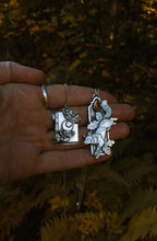 Load image into Gallery viewer, Book Necklace