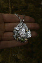 Load image into Gallery viewer, Anam Cara Soul Wolves Necklace