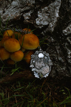 Load image into Gallery viewer, Fox Hollow Necklace