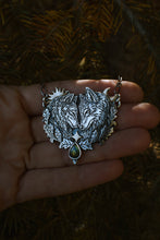 Load image into Gallery viewer, Mabon Wolves Necklace