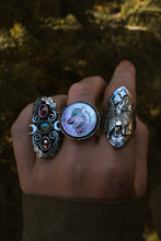 Load image into Gallery viewer, Howling Wolf Shield Ring MADE TO SIZE